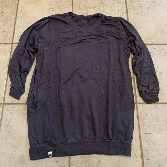 Sweetlegs Clothing Inc. Gray Long-Sleeve Crewneck Sweatshirt XL - Picture 8 of 11